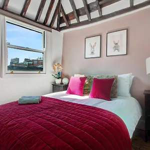 Old Street Iconic Warehouse Style 4 Bedroom 2 Bath House Prime Location Apartment London