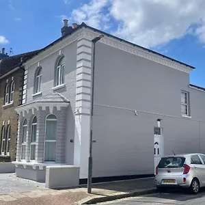 The Lux Ville, Stunning 6 Bedroom In London Holiday home Plumstead (Greater London)